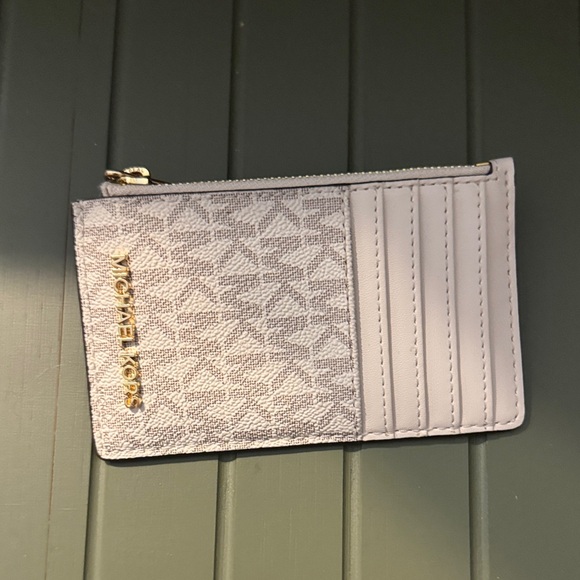 Michael Kors Jet Set Travel Medium Top Zip Card Case - Picture 1 of 5